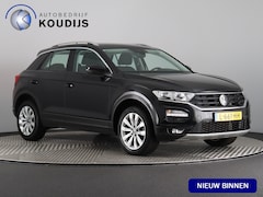 Volkswagen T-Roc - 1.5 TSI Style (NL-Auto / ACC / Carplay / Elek. kofferklep / Navi)