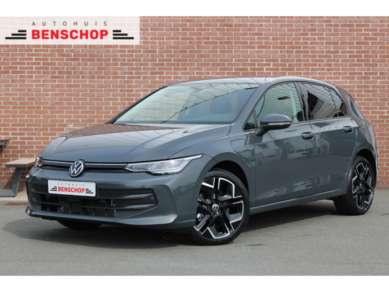Volkswagen Golf - 1.5 eHybrid Style 204PK |18-INCH|LED|ACC|CAMERA|STUUR-STOELVERWARMING| - AutoWereld.nl