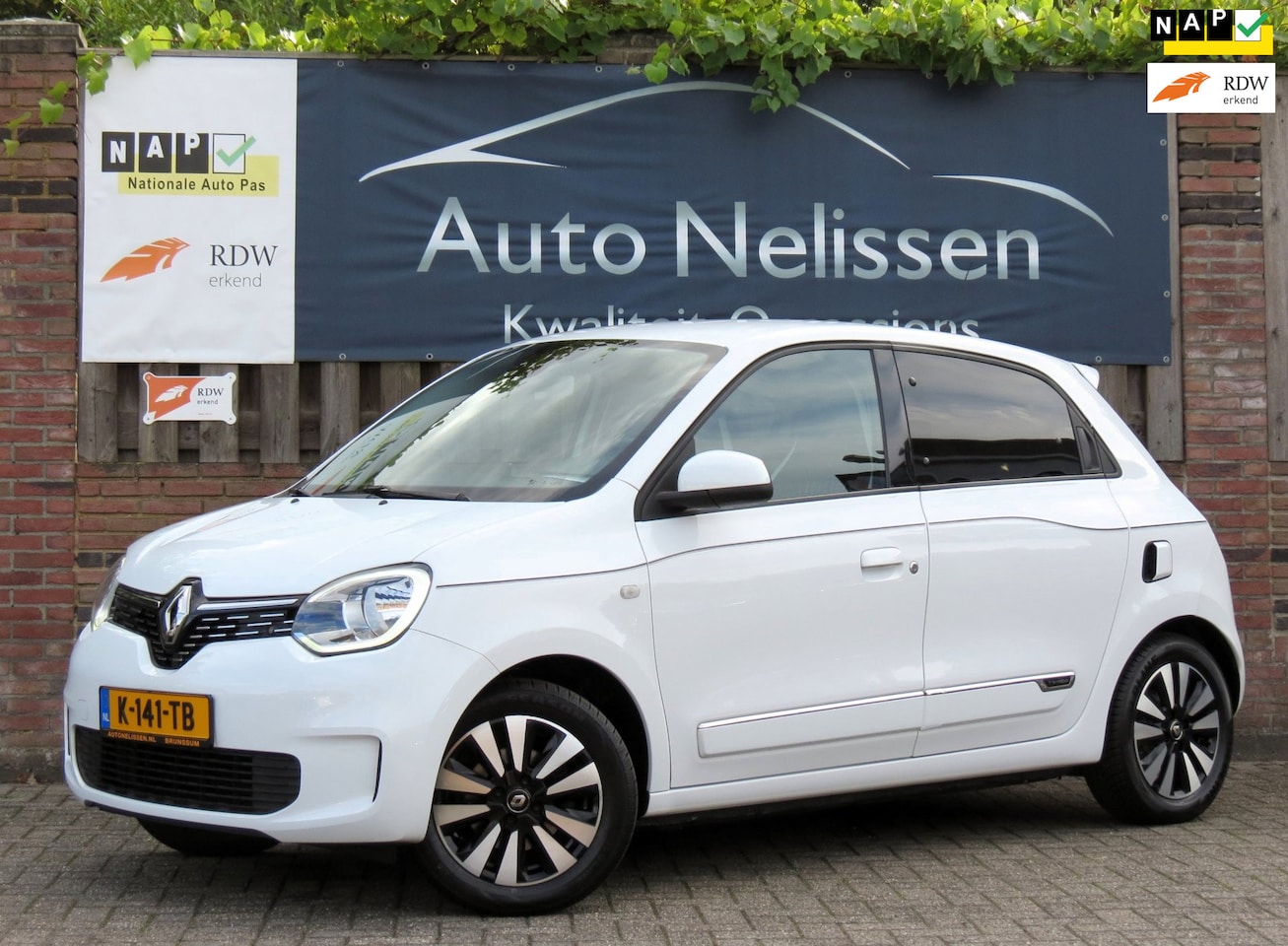 Renault Twingo - 1.0 SCe Intens | NIEUWE TYPE | LEDER | GROOT SCHERM | CARPLAY | CRUISE CONTROL | LICHTMETA - AutoWereld.nl