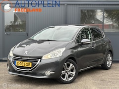 Peugeot 208 - 1.2 PureTech Allure|APK 8/27|Clima|Cruise|Pano