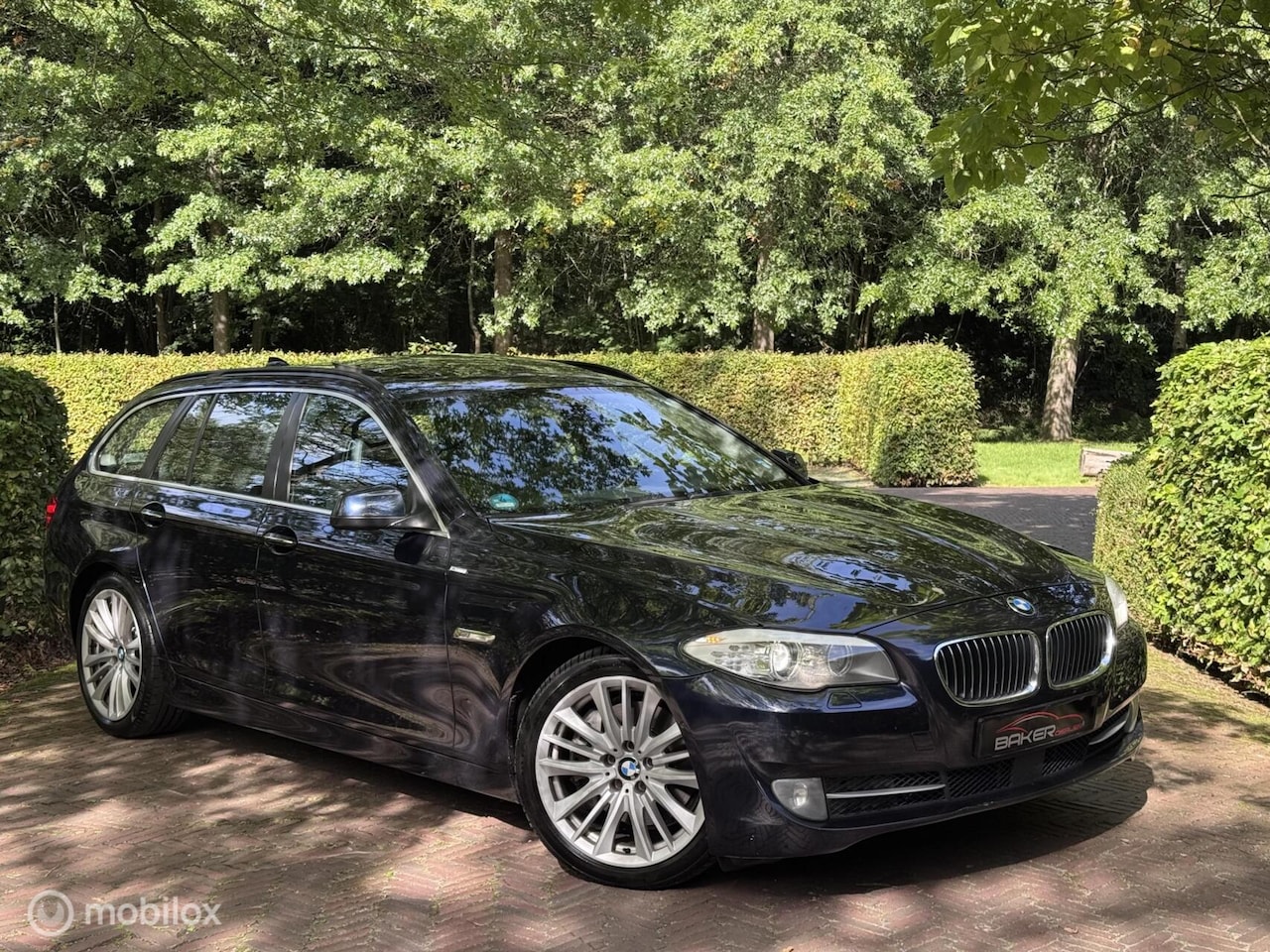 BMW 5-serie Touring - 530d High Executive ~ Pano ~ Xenon ~ - AutoWereld.nl