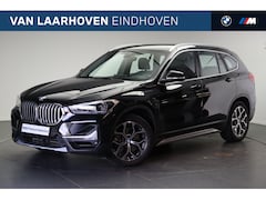 BMW X1 - xDrive25e High Executive xLine Automaat / Trekhaak / Sportstoelen / Adaptieve LED / Head-U