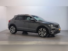 Volkswagen T-Roc - 1.5 TSI 150pk DSG Sport Business R Panoramadak LED Leder Camera Stoelverwarming