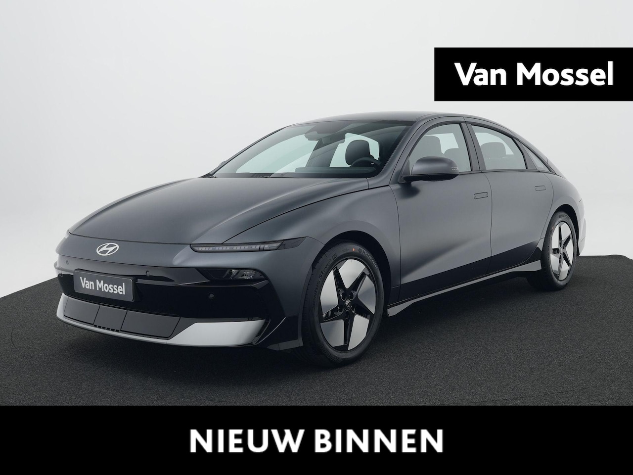 Hyundai IONIQ 6 - Pure Edition 63 kWh | FACELIFT! | Adaptieve Cruise Control | Achteruitrijcamera | Apple Ca - AutoWereld.nl