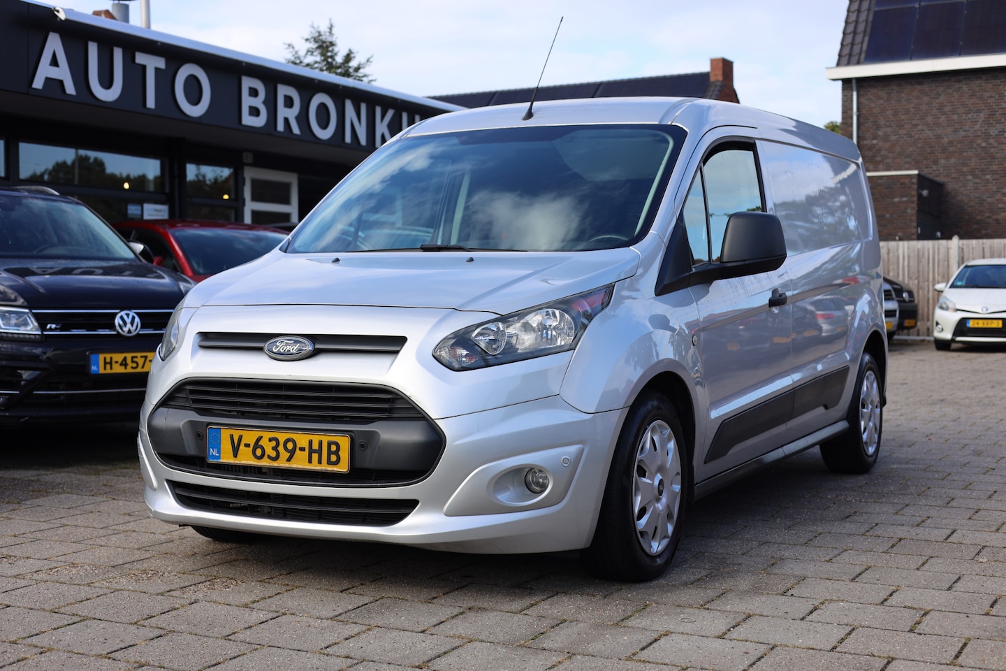Ford Transit Connect - 1.5 TDCI L2 TREND I AIRCO I 1e EIG! - AutoWereld.nl
