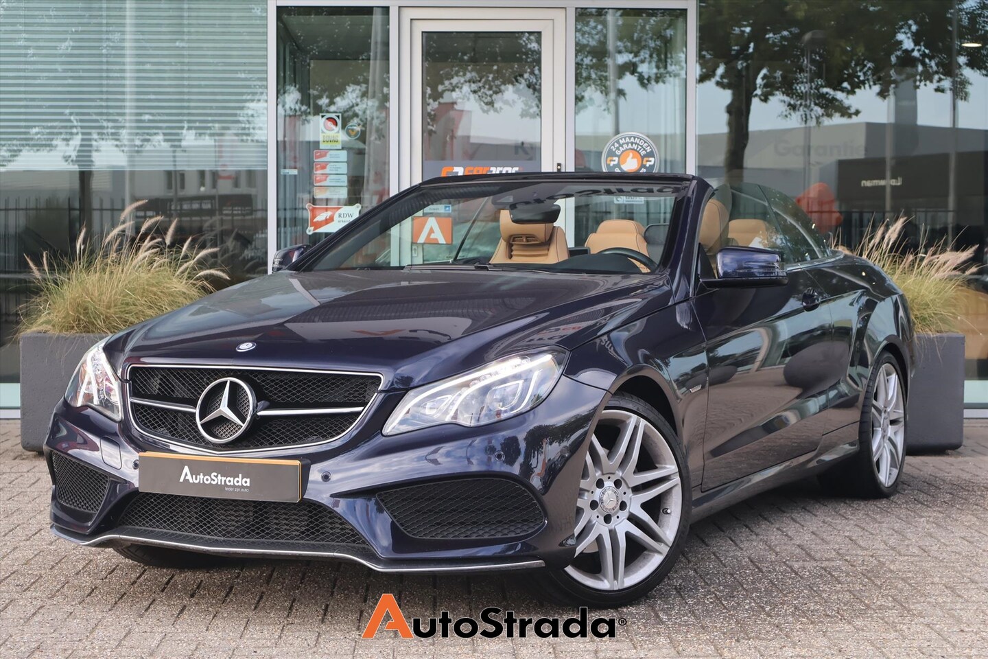 Mercedes-Benz E-klasse Cabrio - E200 AMG Nederlands geleverd | Dealer onderhoud - AutoWereld.nl