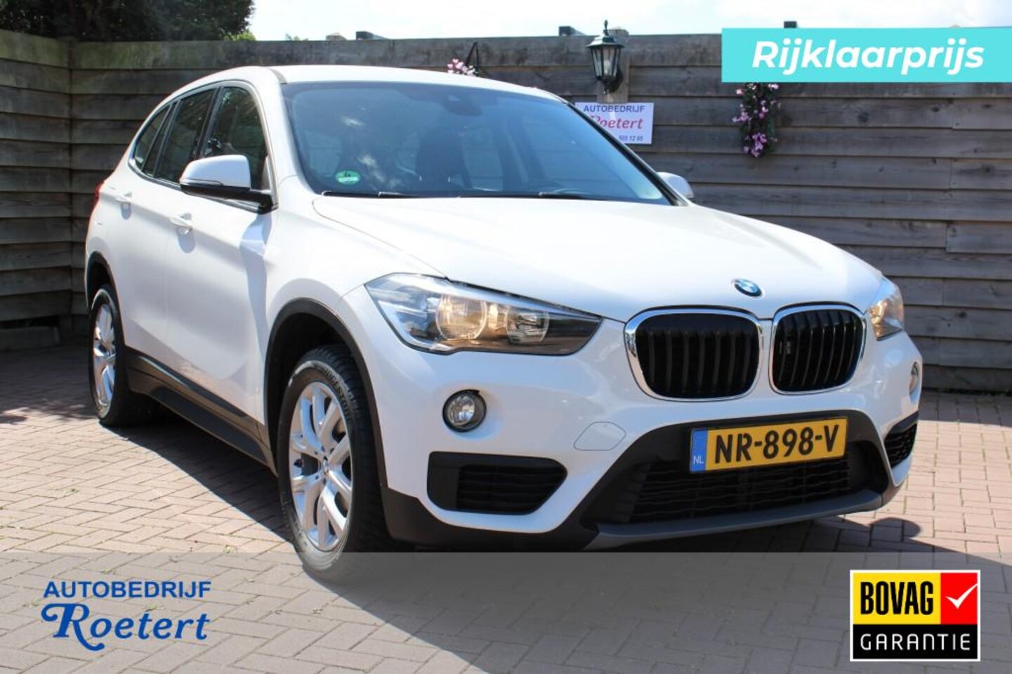 BMW X1 - sDrive18i 136pk Essential ECC/Cruise/Navi/PDC/Stoelverw/Trekhaak - AutoWereld.nl