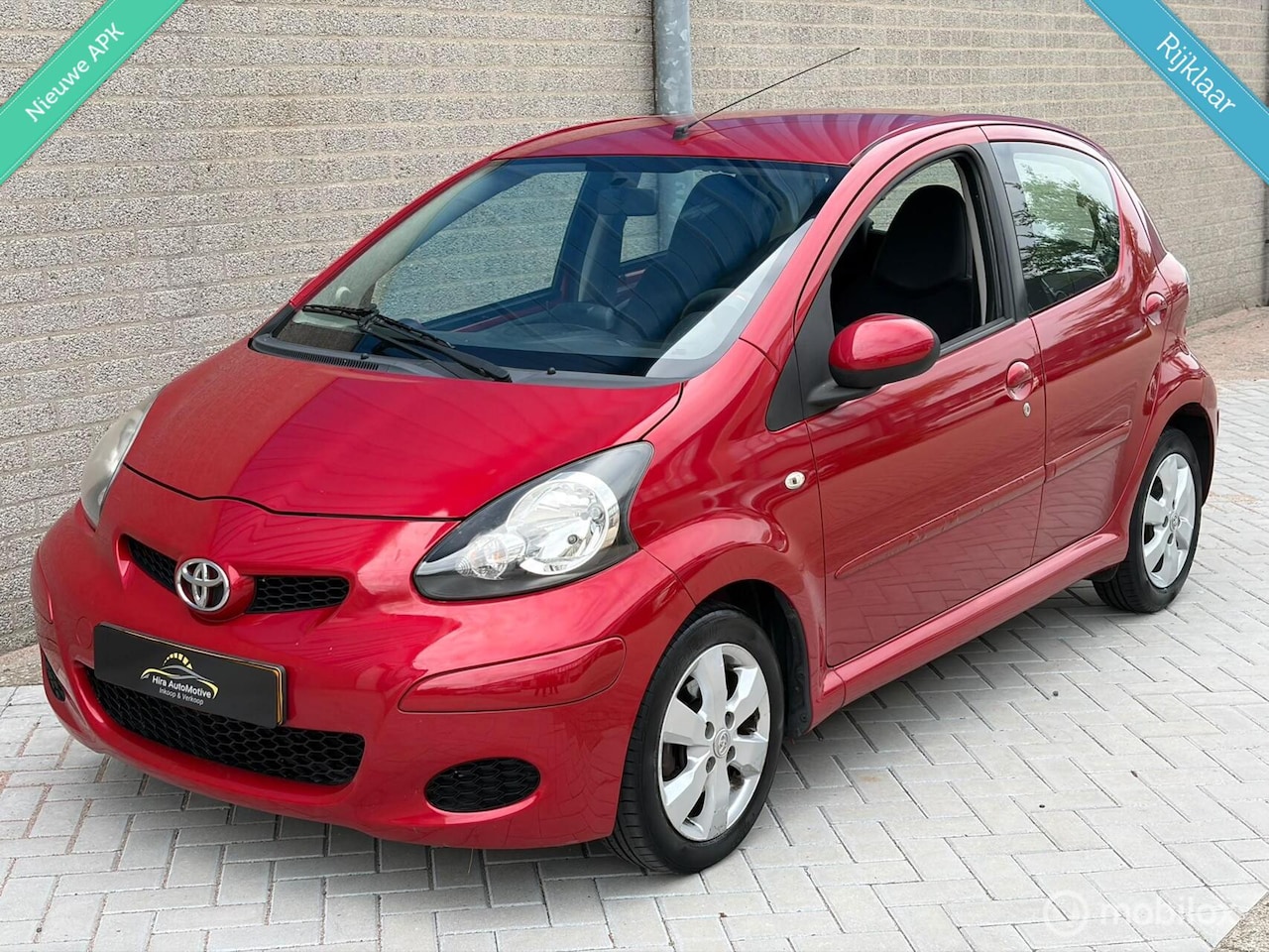 Toyota Aygo - 1.0-12V Aspiration|Half Leder|Navi|Airco|NW APK |1E Eigenaar| Volledig Onderhouden| - AutoWereld.nl