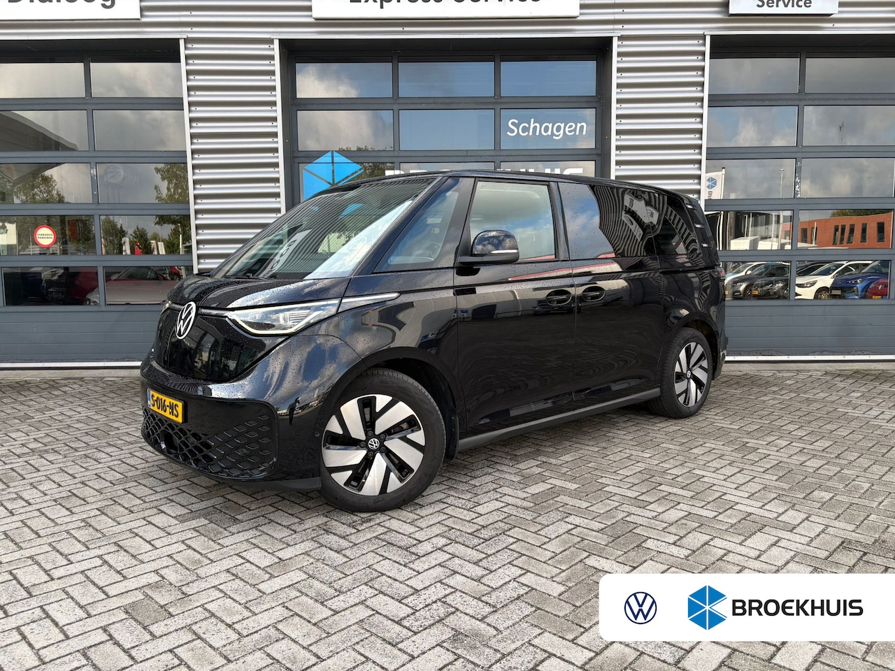 Volkswagen ID. Buzz - 1st 77kWh 204 pk | SoH 98,7% | Elektrische Trekhaak | Achteruitrijcamera | Navigatie | Ele - AutoWereld.nl