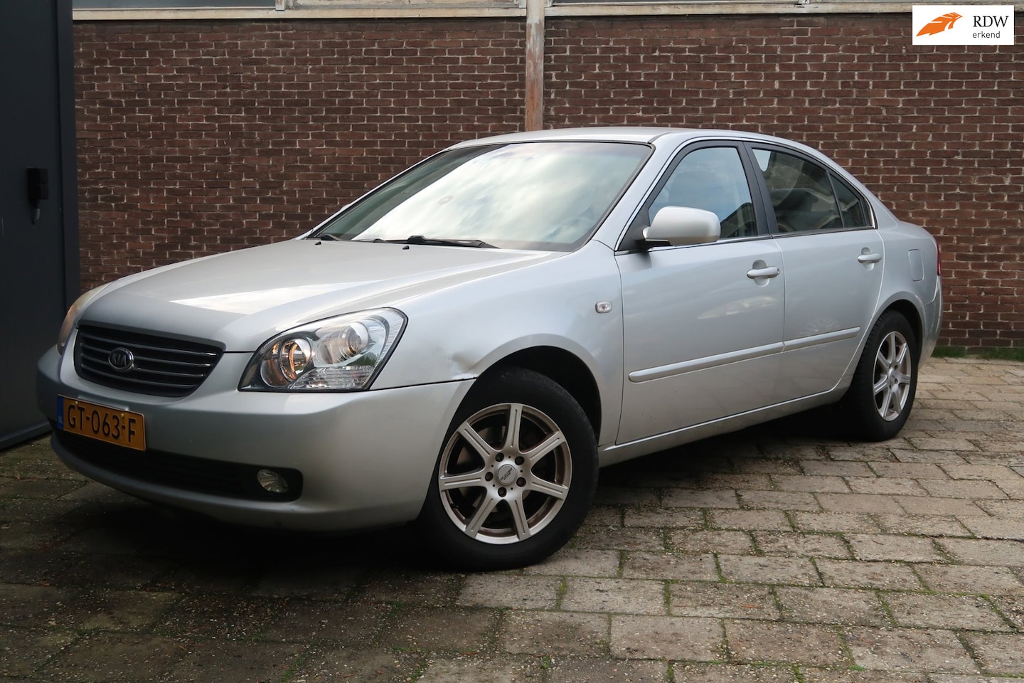 Kia Magentis - 2.0 CVVT X-ecutive *Rijklaarprijs *Climcate control *Onderhouden - AutoWereld.nl