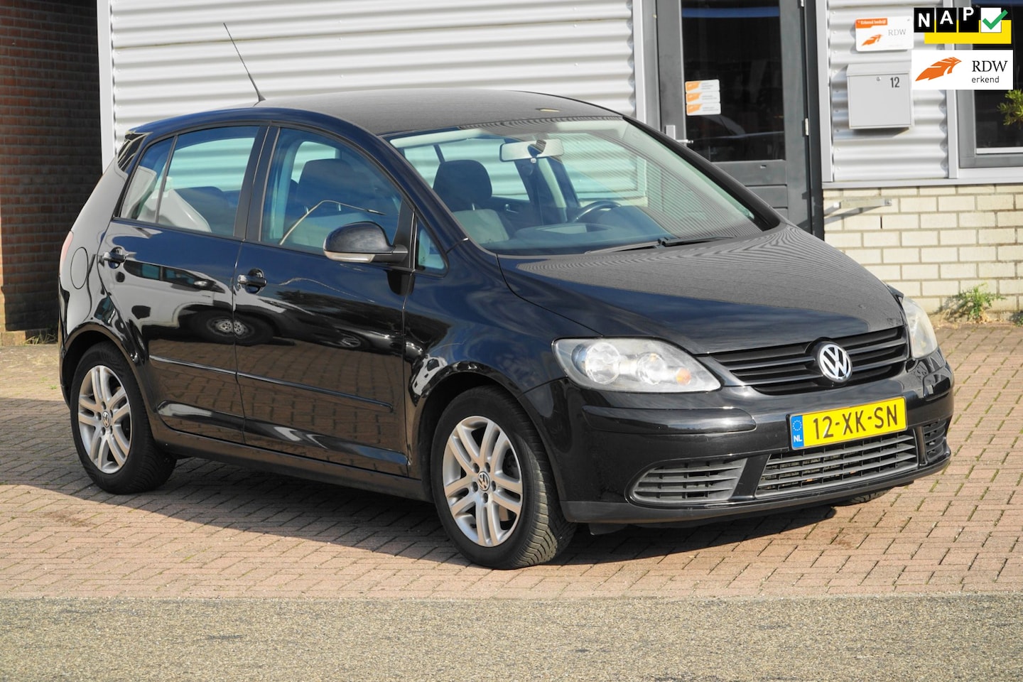 Volkswagen Golf Plus - 1.6 FSI Optive 3 TREKHAAK - AutoWereld.nl