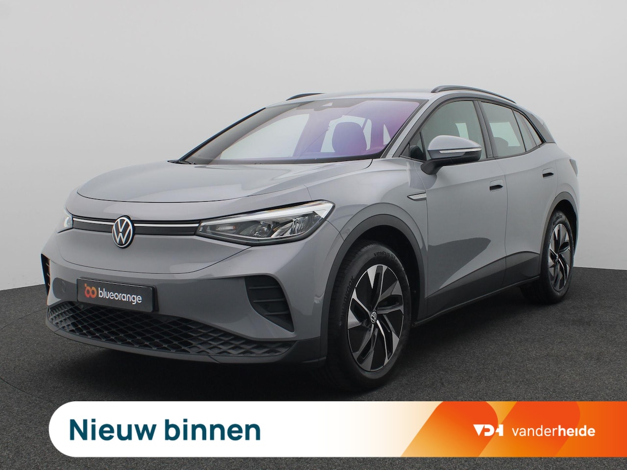 Volkswagen ID.4 - Pure 52 kWh 170PK Aut. Stoel-stuurverwarming, 19" LM Velgen, Parkeersensoren voor en achte - AutoWereld.nl