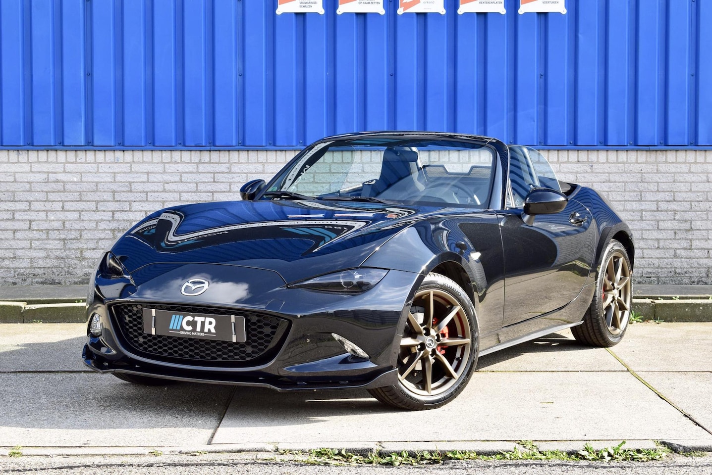 Mazda MX-5 - 1.5 SkyActiv-G 132 S 1.5 SkyActiv-G 132 S Uniek!! - AutoWereld.nl