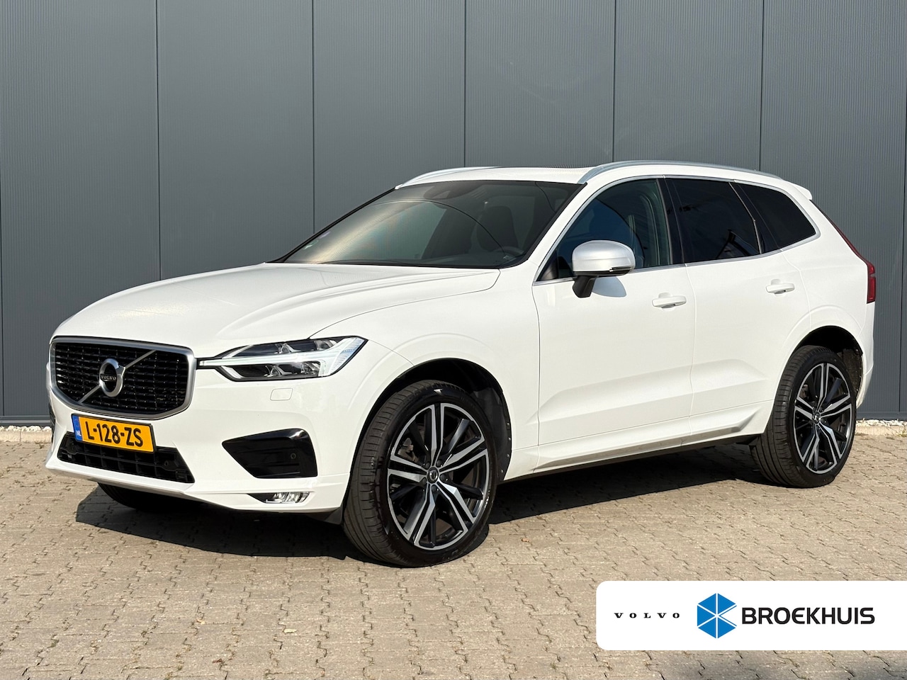 Volvo XC60 - 2.0 T6 AWD Inscription | Stoelmemoryfunctie | Apple Carplay | Android Auto | Elektrisch sc - AutoWereld.nl