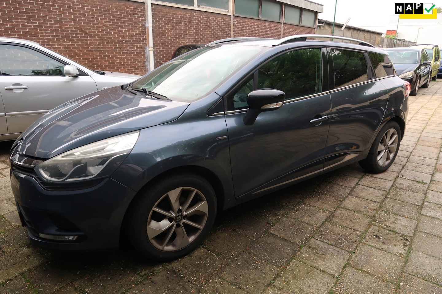 Renault Clio Estate - 1.5 dCi Ecoleader Limited *Rijklaarprijs - AutoWereld.nl