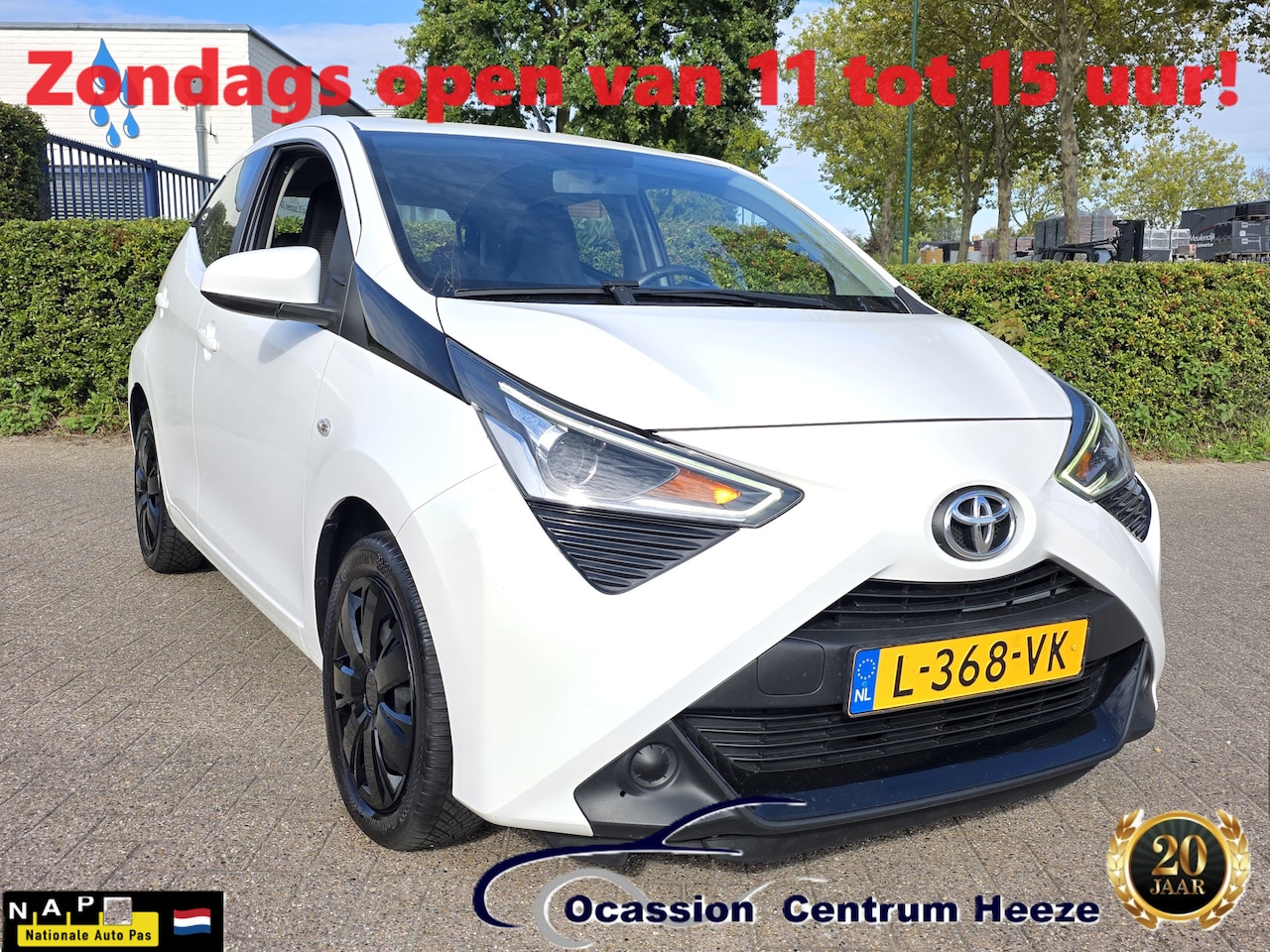 Toyota Aygo - 1.0 VVT-i x-play 1.0 VVT-i x-play, 1e eig! Camera! Navigatie! SUMMER SALE! - AutoWereld.nl