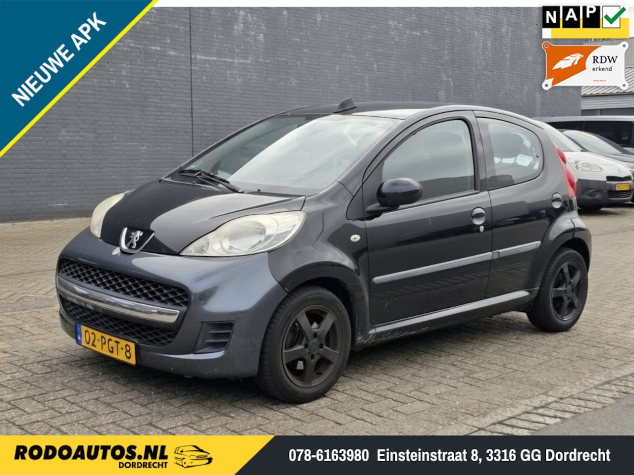 Peugeot 107 - 1.0-12V Urban Move 5Drs Airco Lees Tekst! - AutoWereld.nl