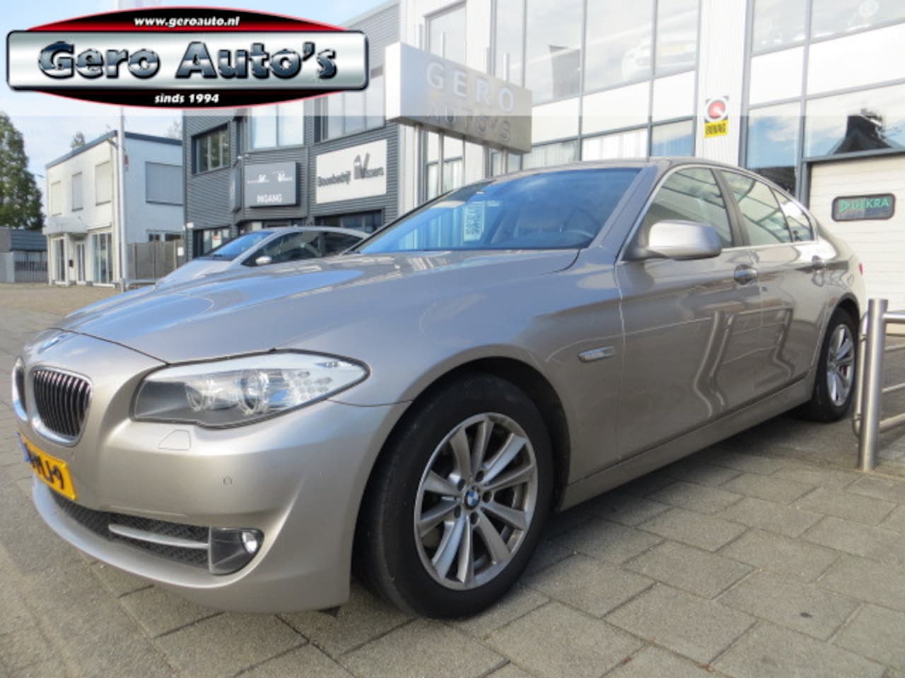 BMW 5-serie - 523i High Executive sedan 1 eigenaar ,nl-auto ,vol opties ! - AutoWereld.nl