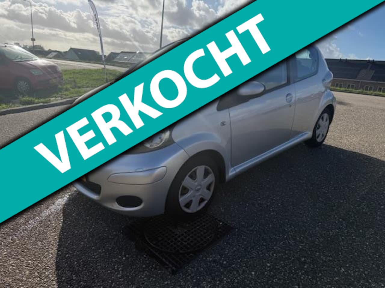 Toyota Aygo - 1.0-12V Access Airco Onderhouden Elek.pakket Parrot - AutoWereld.nl