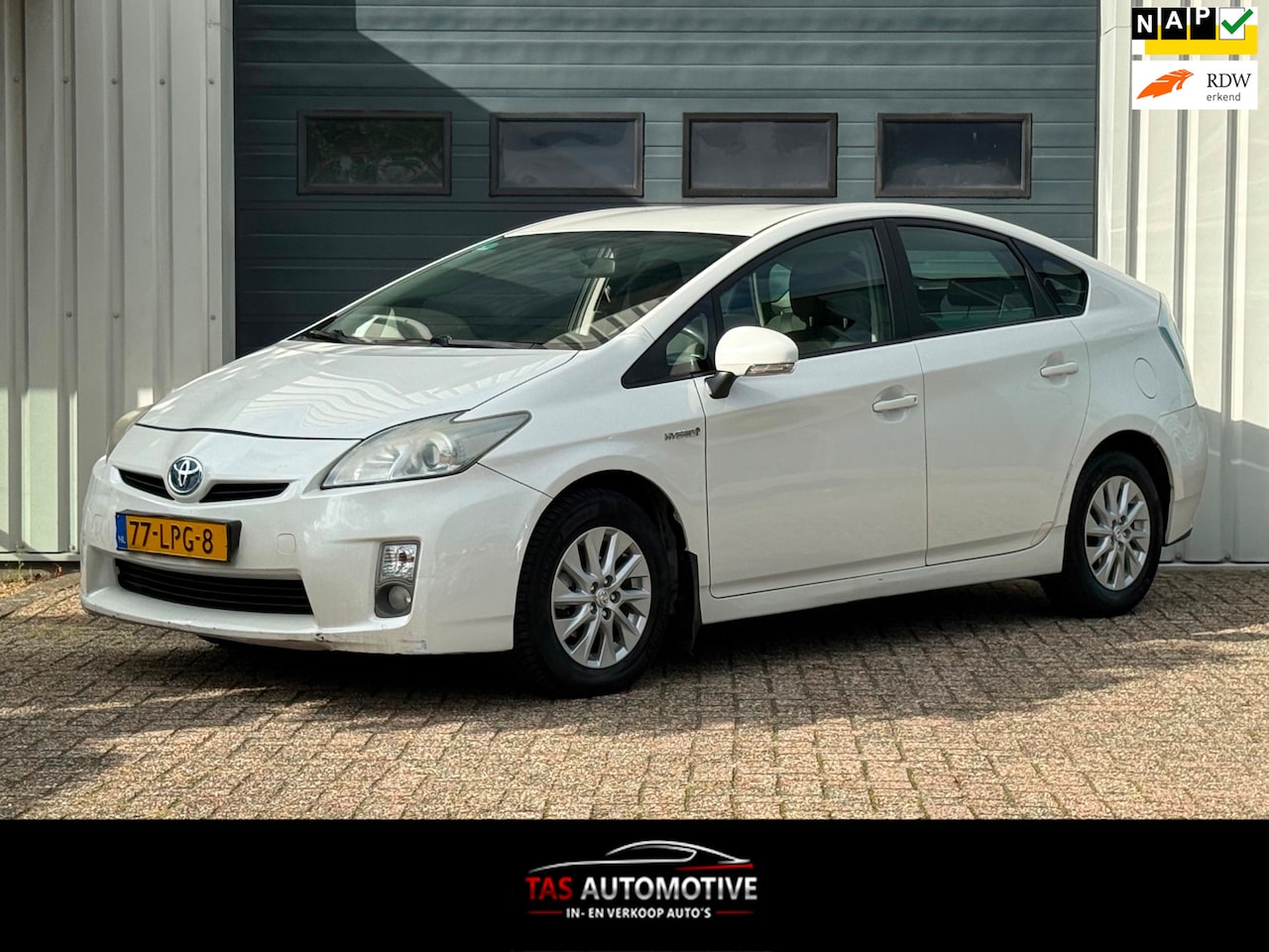 Toyota Prius - 1.8 Comfort CLIMA / CRUISE / KEYLESS - AutoWereld.nl