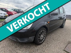Ford Fiesta - 1.3 Ambiente Airco 1e Eigenaar Velg APK Elek.pakket