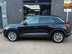 Volkswagen T-Roc - 1.5 TSI R-Line Business+