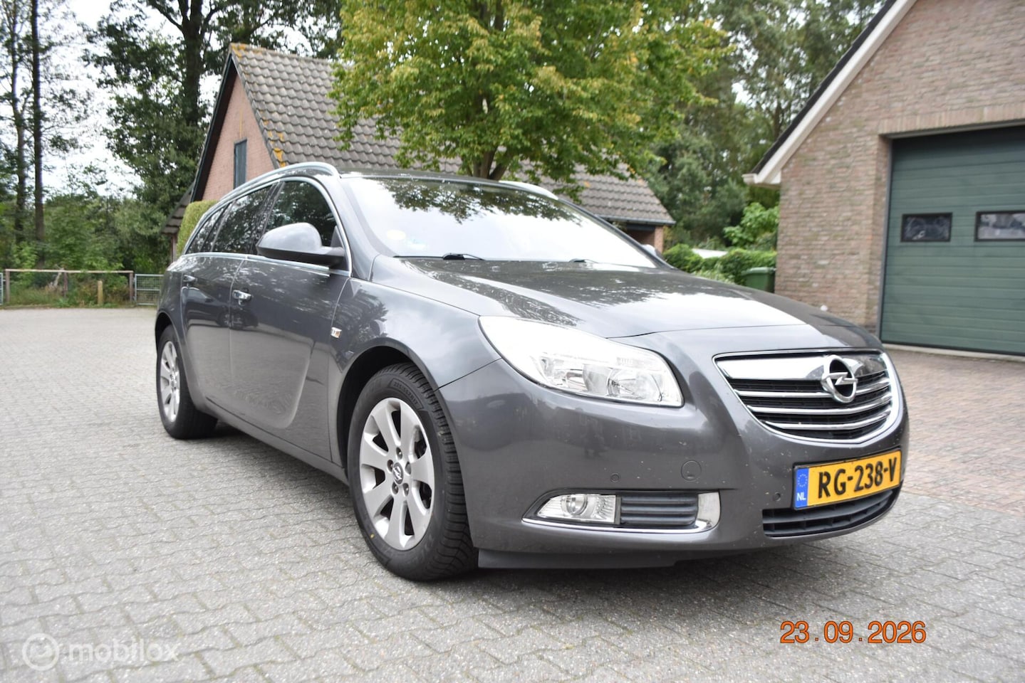 Opel Insignia Sports Tourer - 2.0 CDTI EcoFLEX Cosmo 2.0 CDTI EcoFLEX Cosmo - AutoWereld.nl