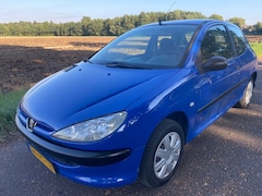 Peugeot 206 - 1.1 Pop' Art