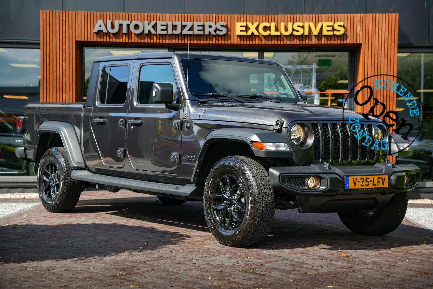 Jeep Gladiator - Sport 3.6 V6 Grijs Kenteken Camera Cruise Carplay - AutoWereld.nl