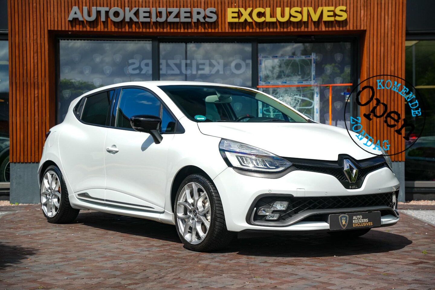 Renault Clio - R.S. 1.6 200pk Camera Cruise Keyless Stoelverw. Clima - AutoWereld.nl