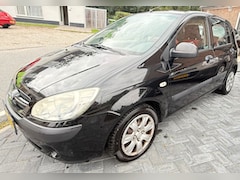 Hyundai Getz - 1.1i Active Young Hyundai Getz 1.0 active Young 5 Deurs Bouwjaar 15-09-2008 Kilometerstand 126.000 nap Apk 3