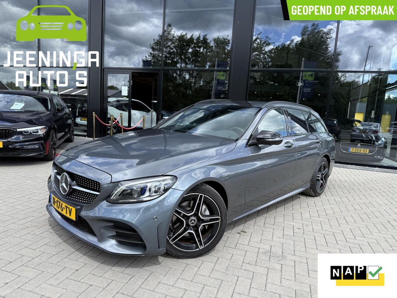 Mercedes-Benz C-klasse Estate - 200 Business Solution AMG|Pano|Stoelverwarming|360Camera|ElekTrekhaak - AutoWereld.nl