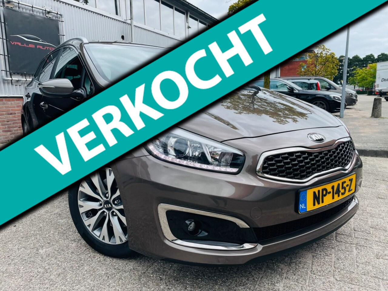 Kia Cee'd Sportswagon - 1.6 GDI DynamicLine Camera 16'LMV LED - AutoWereld.nl