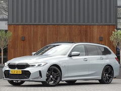 BMW 3-serie Touring - 330e 292PK X-Drive M-Sport / Brooklyn / 2022 / pano / LED