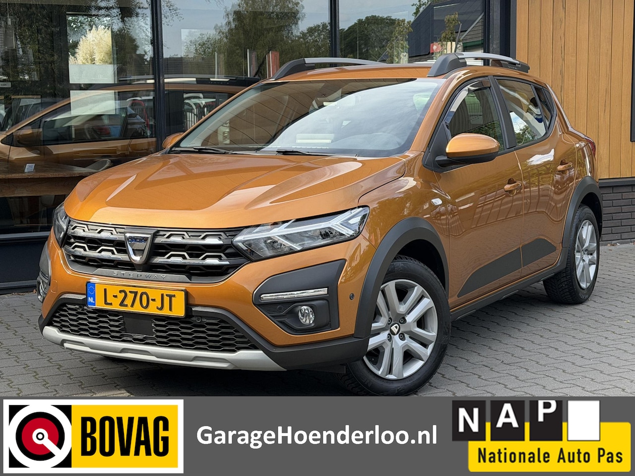 Dacia Sandero Stepway - 1.0 TCe 90 Stepway Navigatie, Trekhaak, Carplay, Garantie - AutoWereld.nl