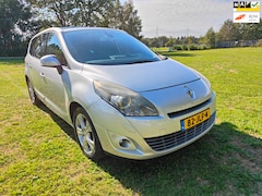 Renault Grand Scénic - 2.0 # 7 Persoons ( Automaat )