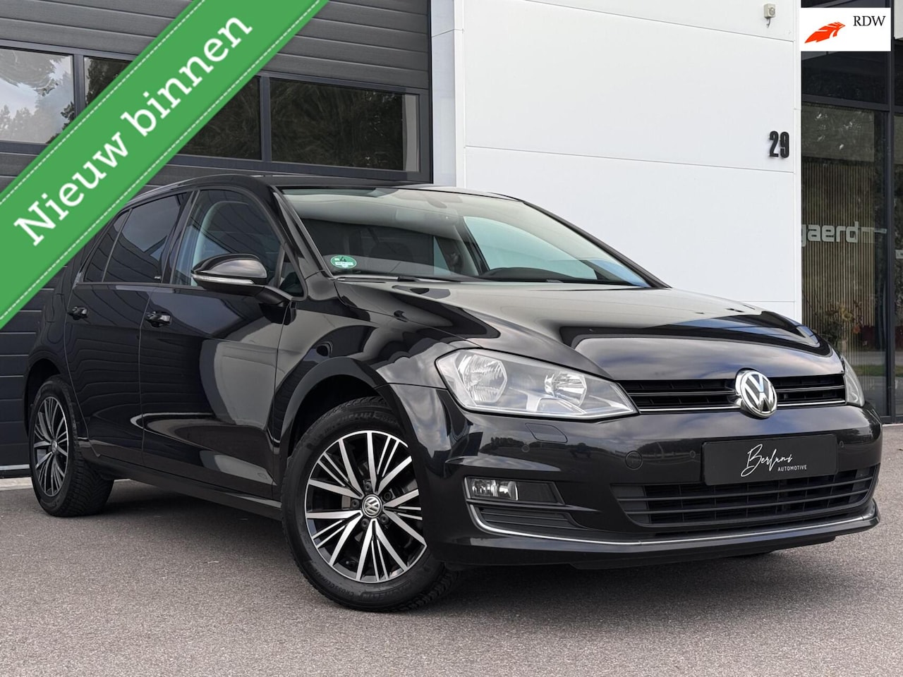 Volkswagen Golf - 1.2 TSI Allstar AUTOMAAT|Camera|Stoelverw! - AutoWereld.nl