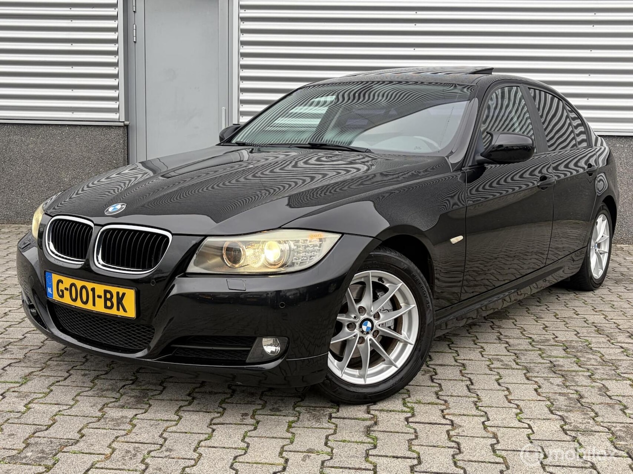 BMW 3-serie - 318i Business Line Xenon-Leder-Navi - AutoWereld.nl