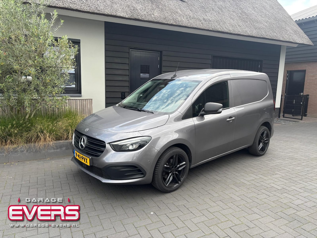 Mercedes-Benz Citan - 112 CDI L1 18'' zwarte LM velgen - AutoWereld.nl