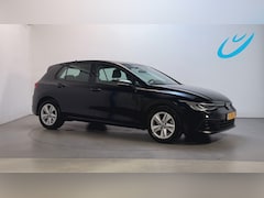 Volkswagen Golf - 1.0 TSI 110pk Life Sfeerverlichting Navigatie App-Connect DAB+