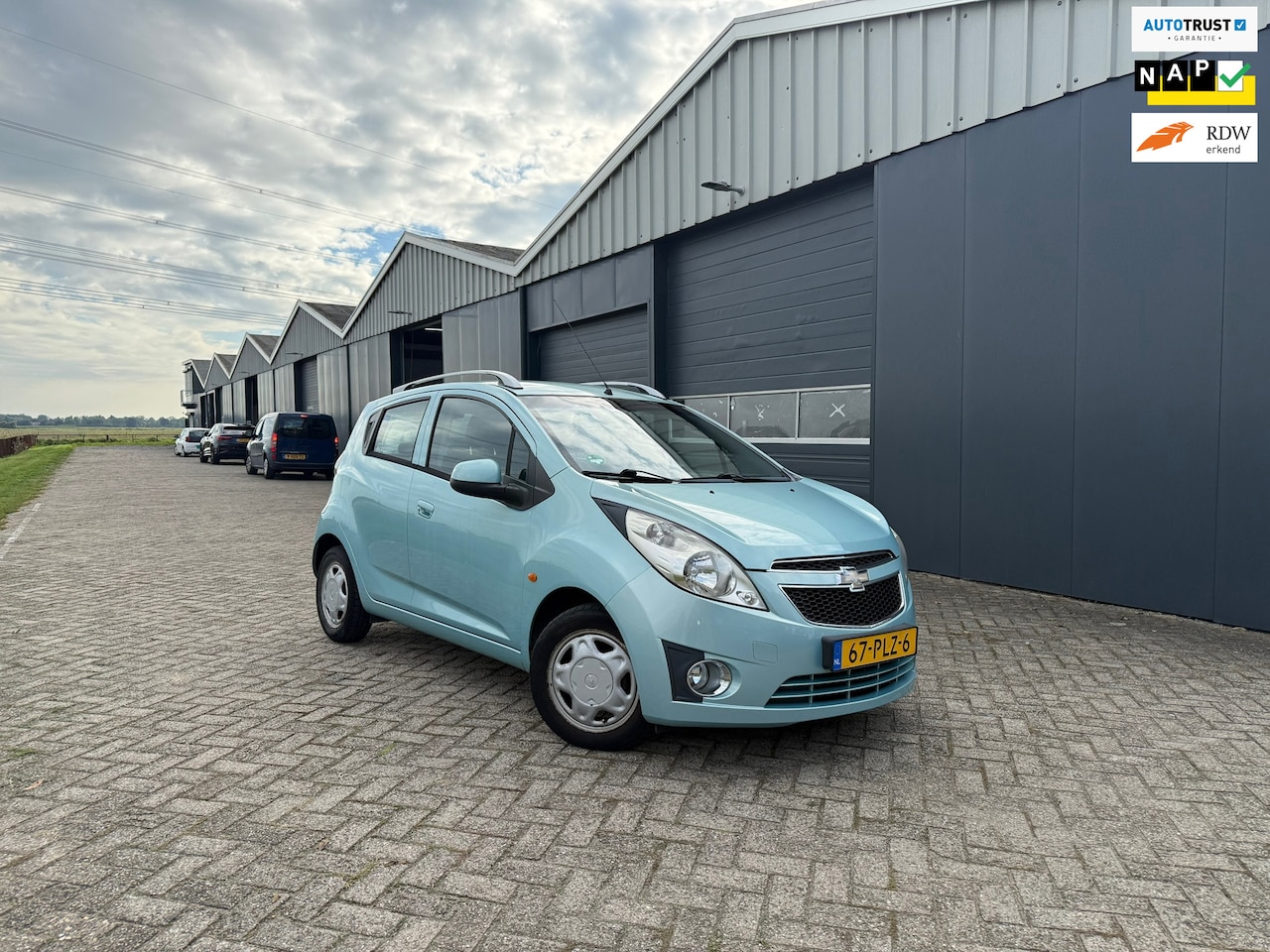 Chevrolet Spark - 1.0 16V LE Streetwise Airco - AutoWereld.nl