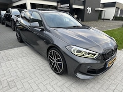 BMW 1-serie - 118i High Exec. Ed