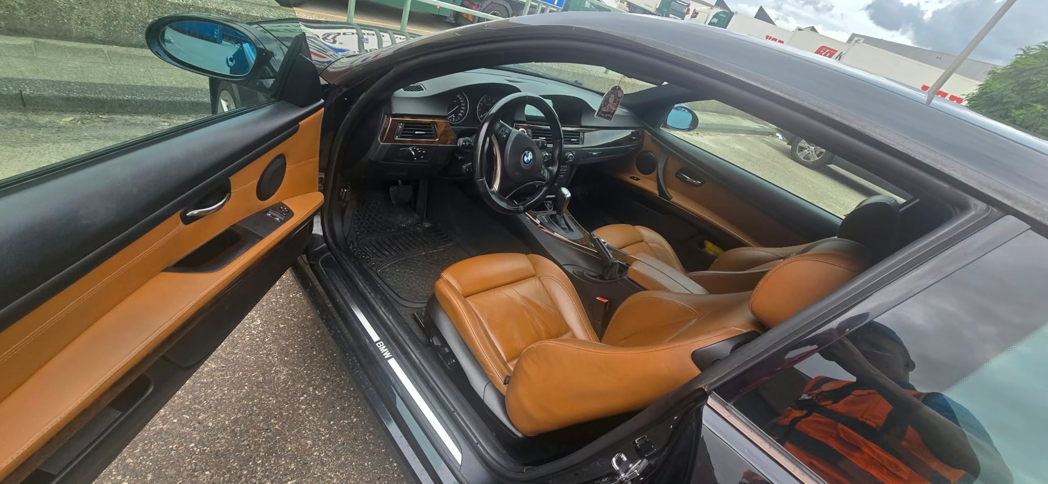 BMW 3-serie Coupé - 325i High Executive - AutoWereld.nl