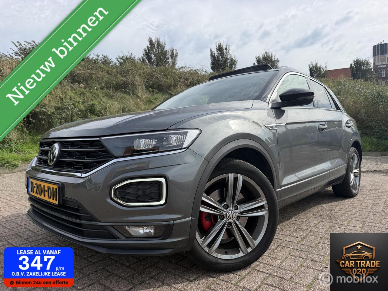 Volkswagen T-Roc - 2.0 TSI 4Motion R-LINE|PANO|BEATS| - AutoWereld.nl