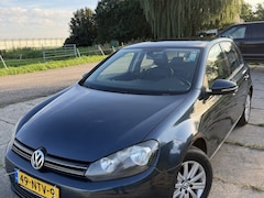 Volkswagen Golf - 1.6 TDI Comfl.BlueM