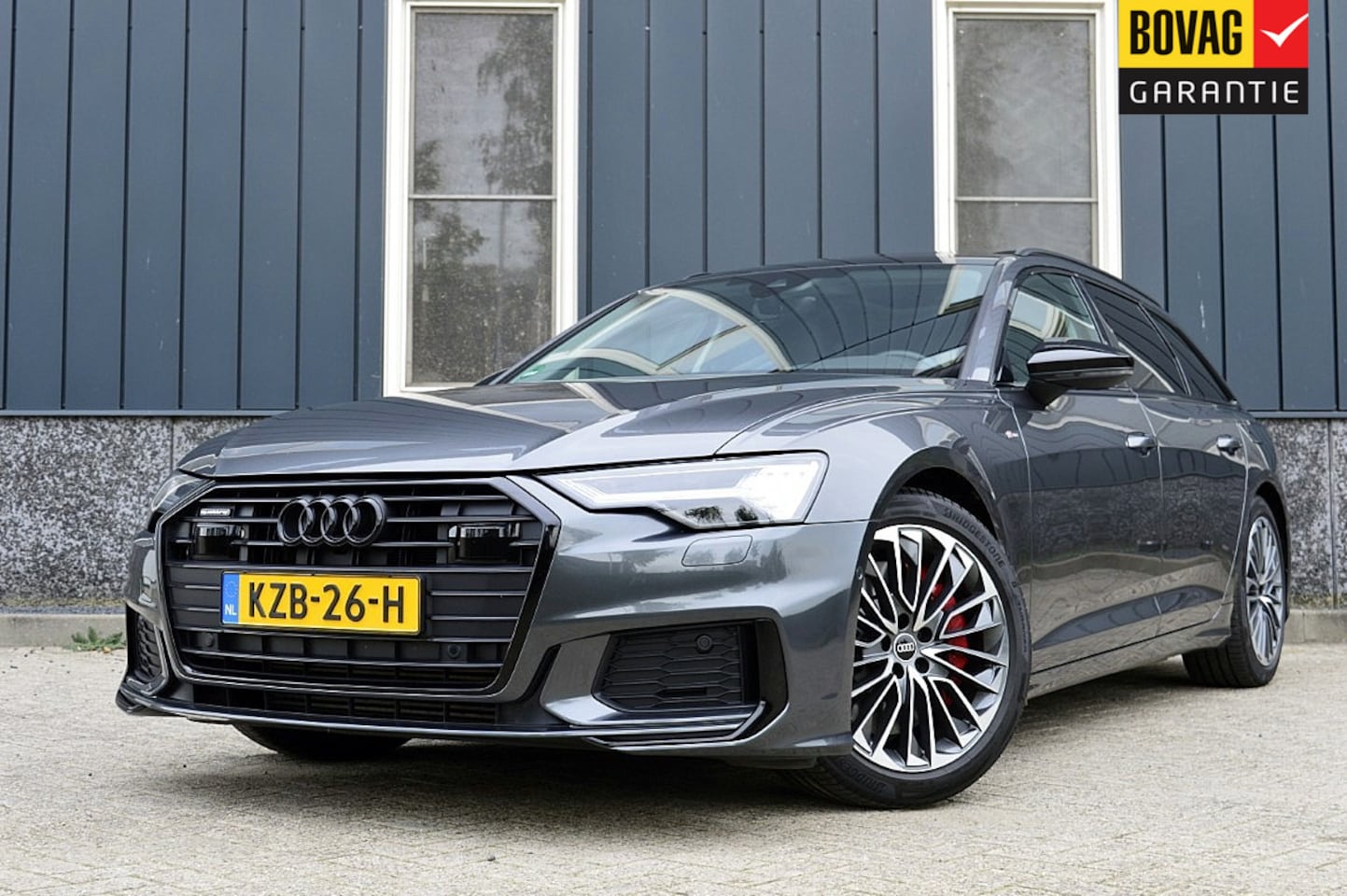 Audi A6 Avant - 55 TFSI e quattro S edition Competition Rijkllarprijs-Garantie Panorama dak Matrix Apple/A - AutoWereld.nl