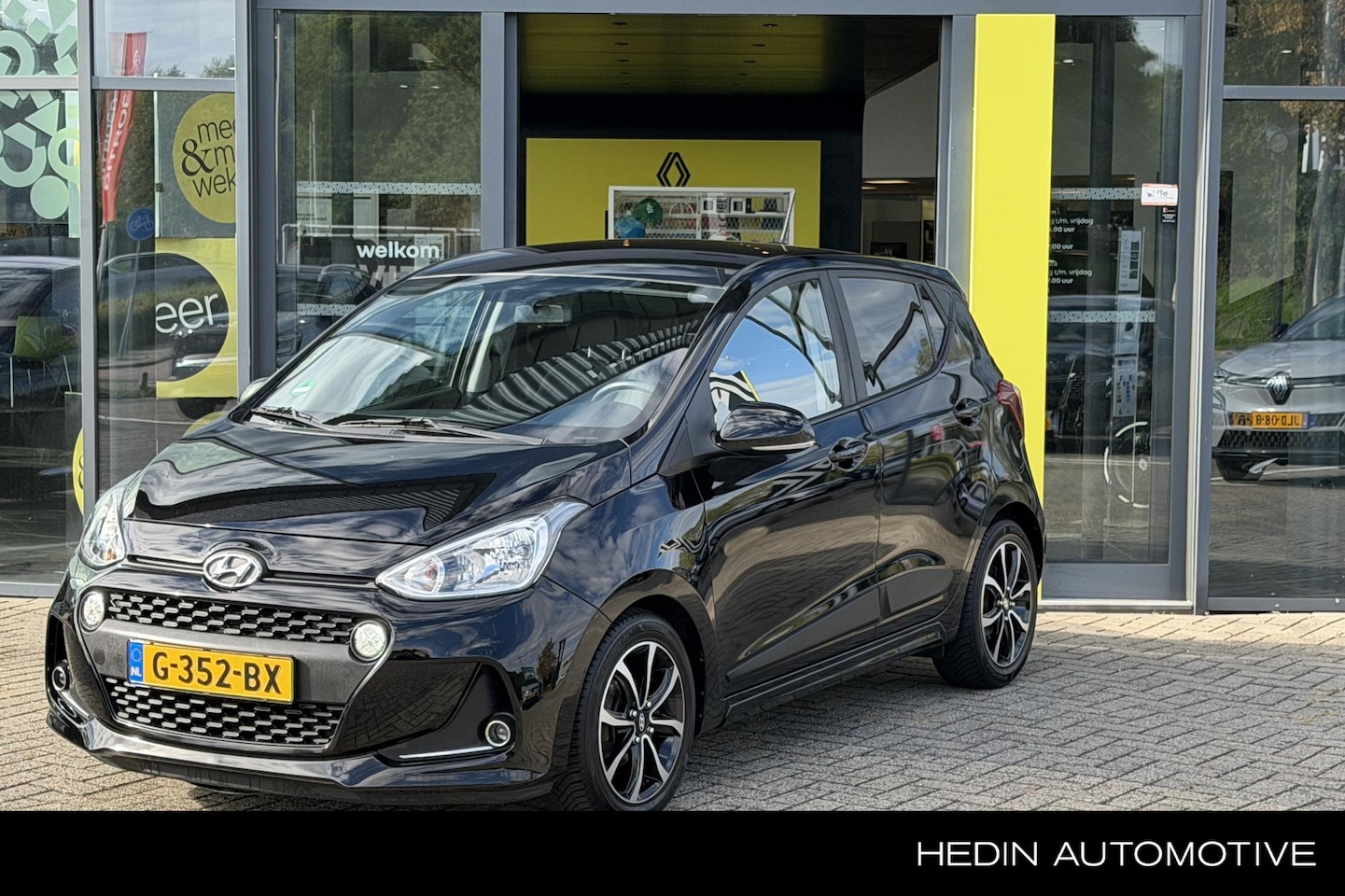 Hyundai i10 - 1.0i Premium | Stoel- en stuurverwarming | Apple carplay/android auto | Navigatie | PDC ac - AutoWereld.nl