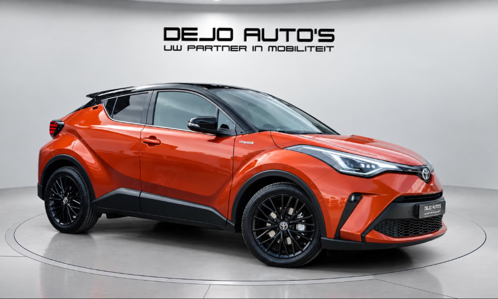 Toyota C-HR - 2.0 HYBRID 184PK LAUNCH EDITION LEDER PDC 18INCH NAVI-CARPLAY DODEHOEK AFN-TREKHAAK - AutoWereld.nl