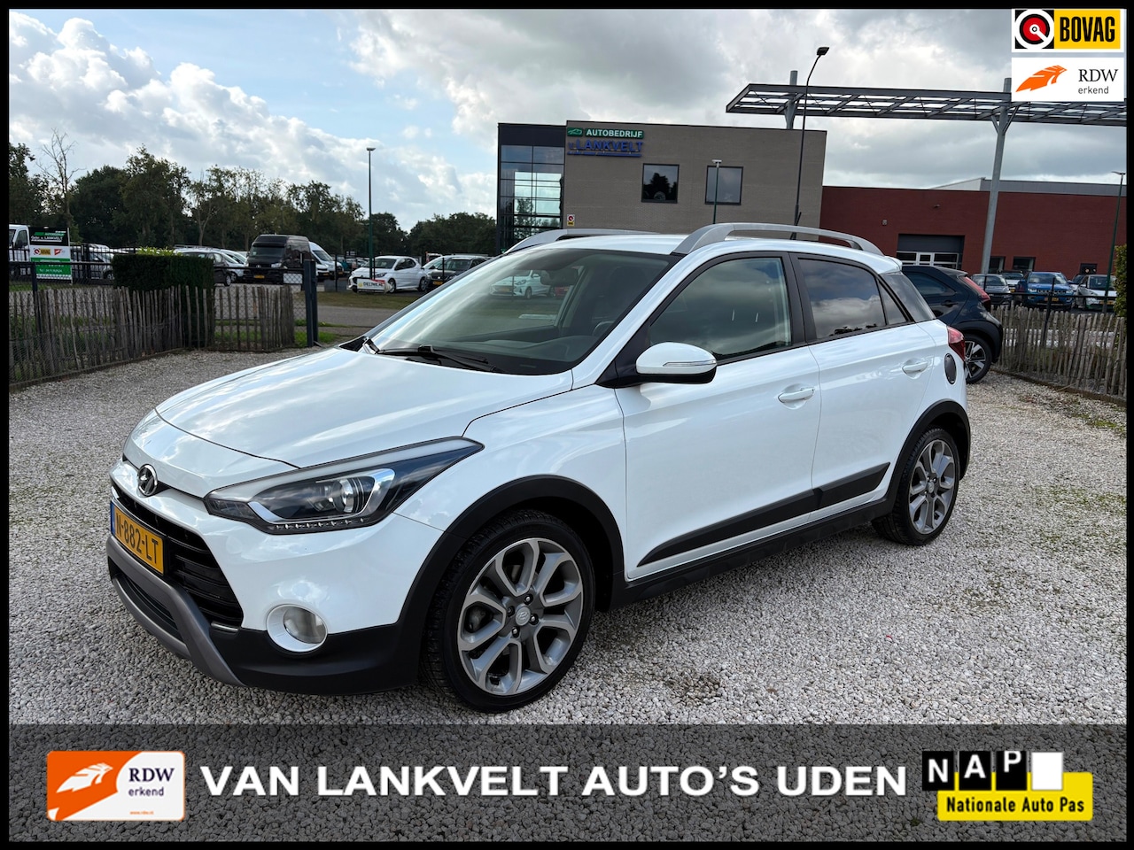 Hyundai i20 - 1.0 T-GDI ACTIVE Cross edition - AutoWereld.nl
