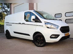 Ford Transit Custom - 300 2.0 TDCI L2H1 * 130Pk / Navigatie / Camera / Trekhaak